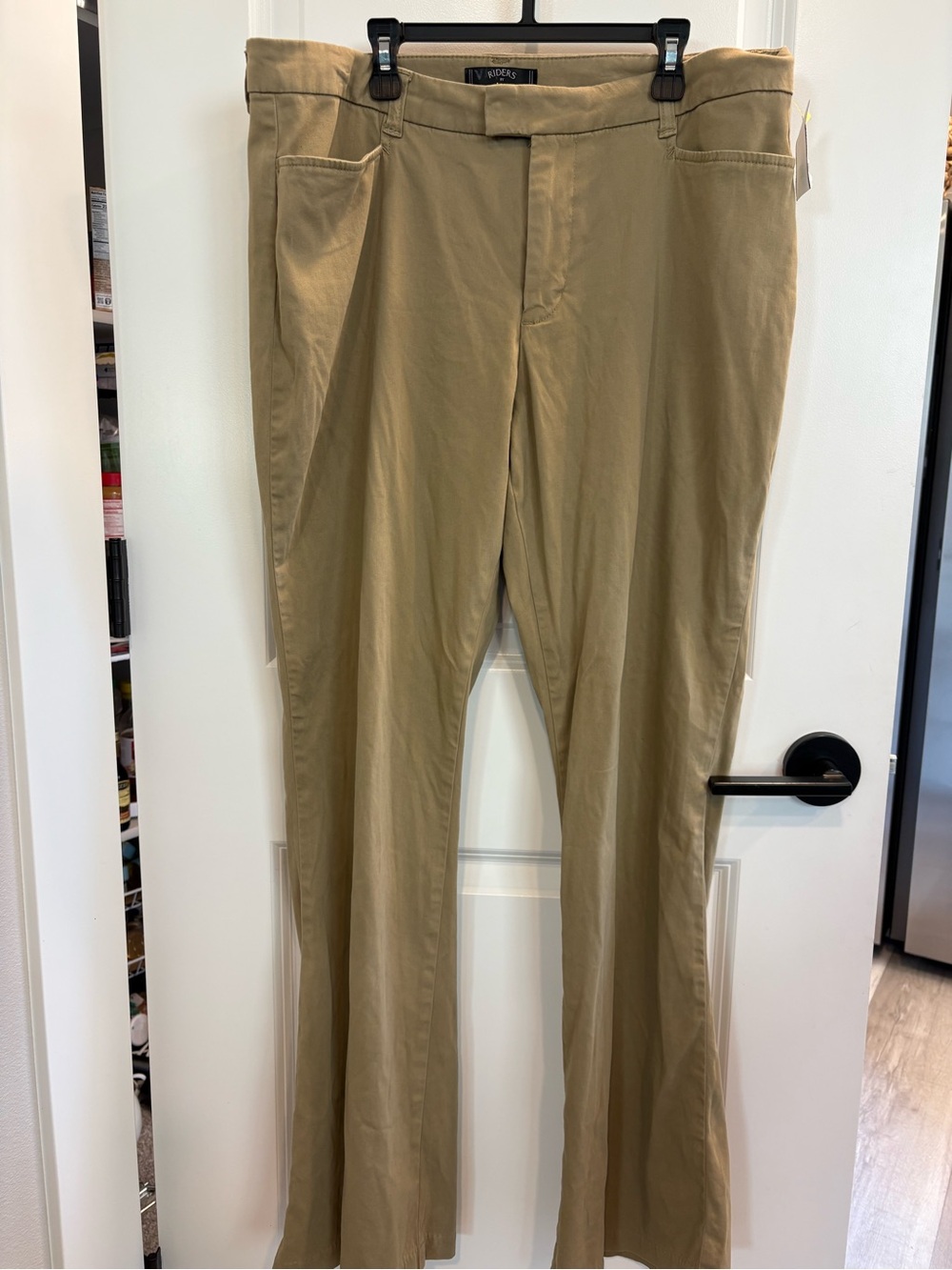 Lee Men’s Tan Chino Pants